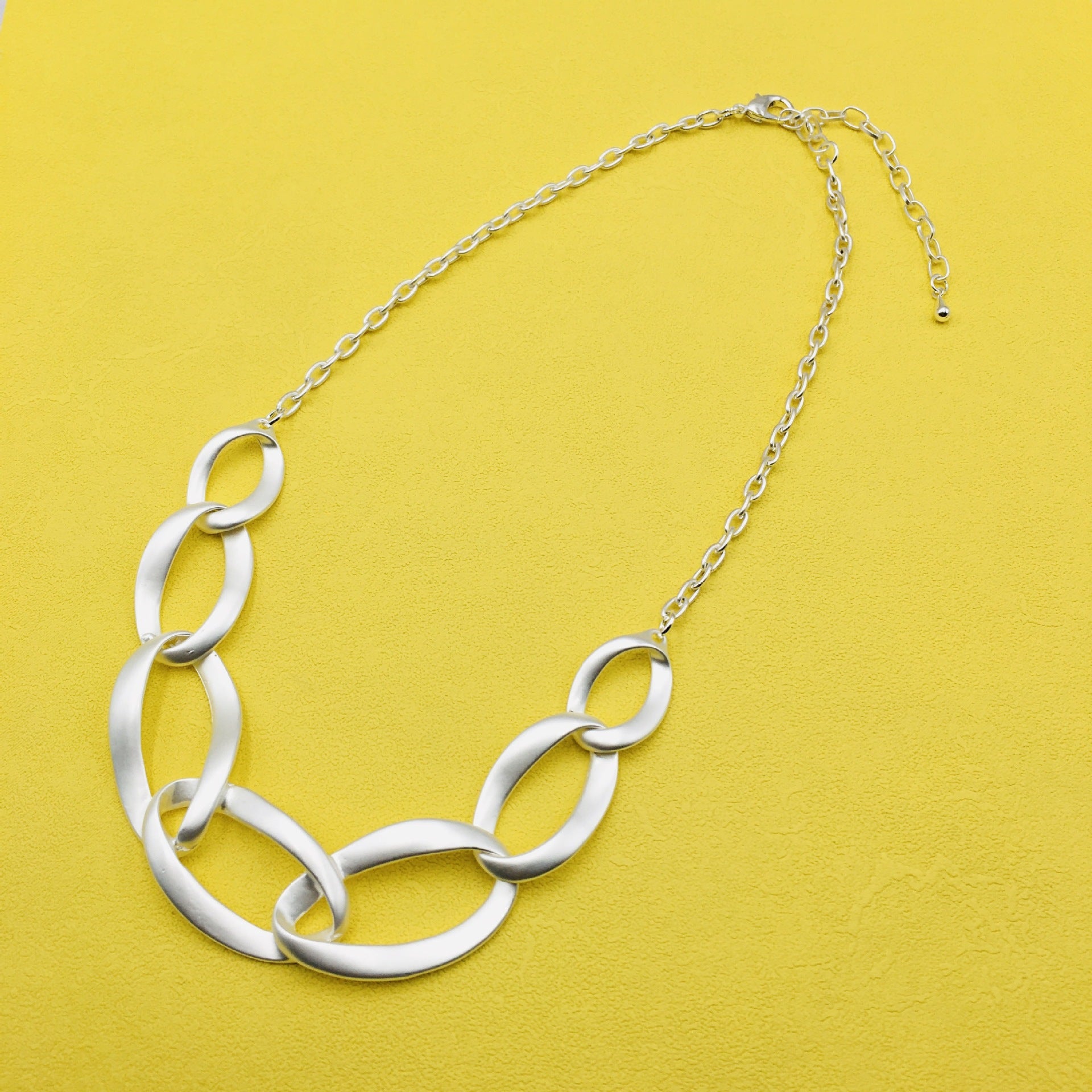 Wholesale Autumn and Winter Alloy Exaggerated Necklaces